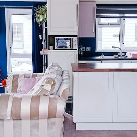 24 The Zen Den Cumbria