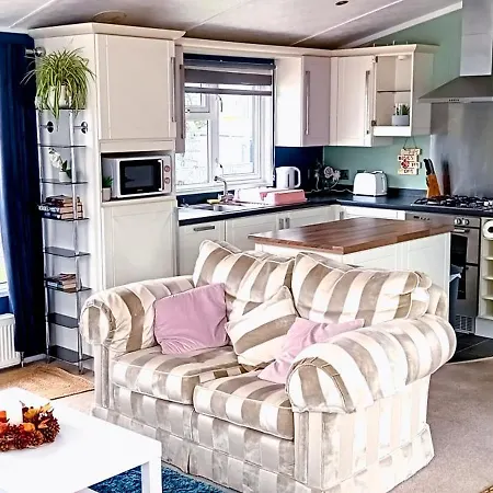 24 The Zen Den Cumbria